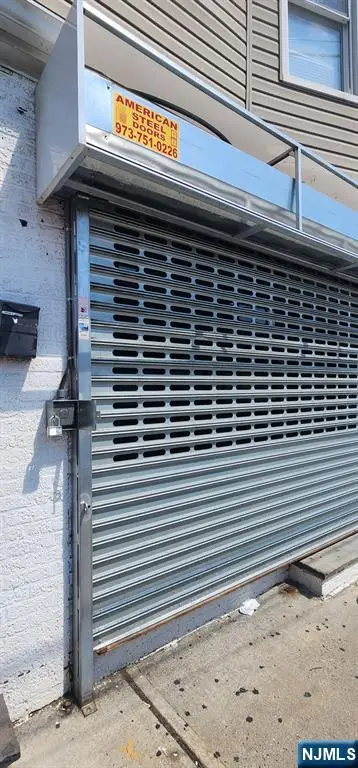 213 21st Avenue, Paterson, NJ 07501 - #3