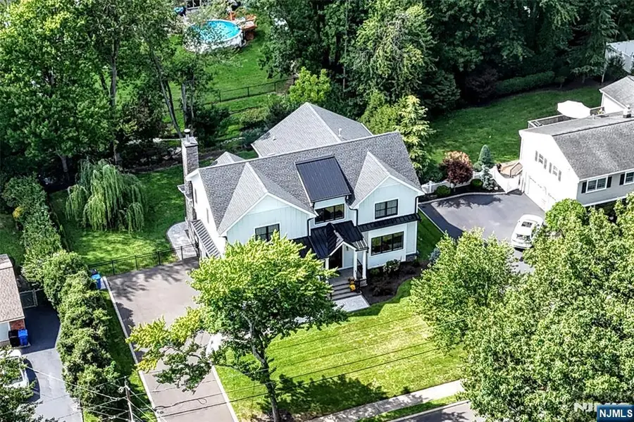 515 Hobart Road, Paramus, NJ 07652 - #2
