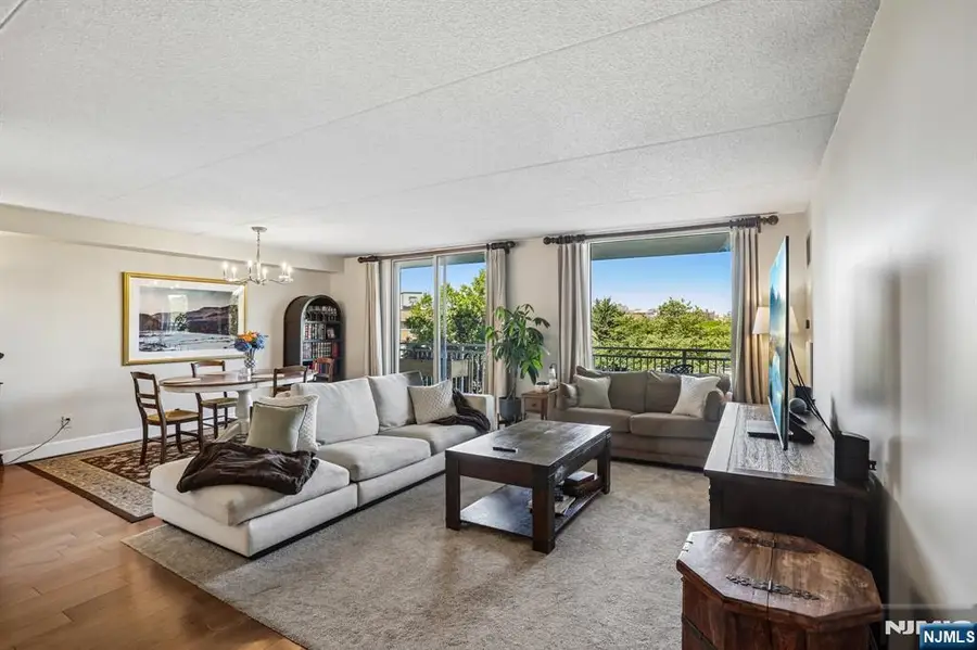 1077 River Road 303, Edgewater, NJ 07020 - #2