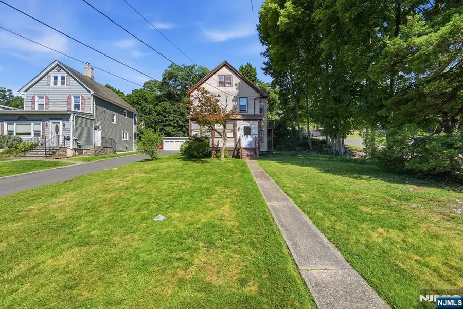 60 Martin Road, Verona, NJ 07044 - #3