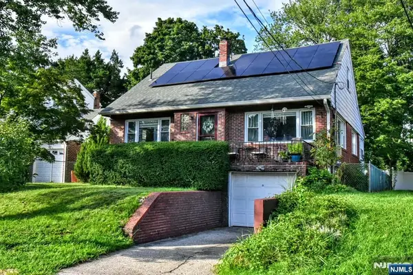 315 Myers Avenue, Hasbrouck Heights, NJ 07604