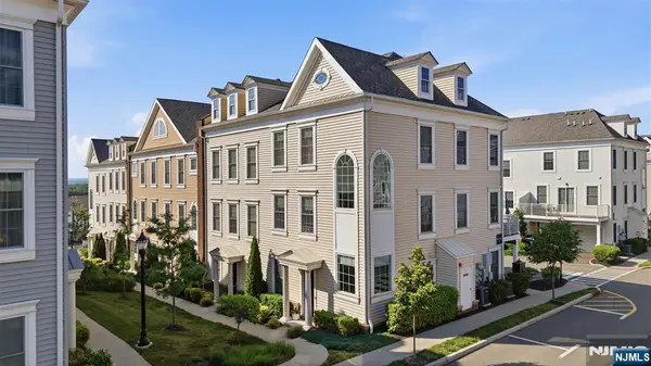 197 Roosevelt Drive, Wood Ridge, NJ 07075