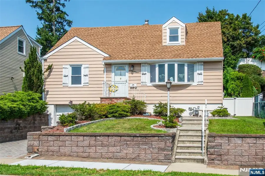 123 6th Street, Wood Ridge, NJ 07075 - #2