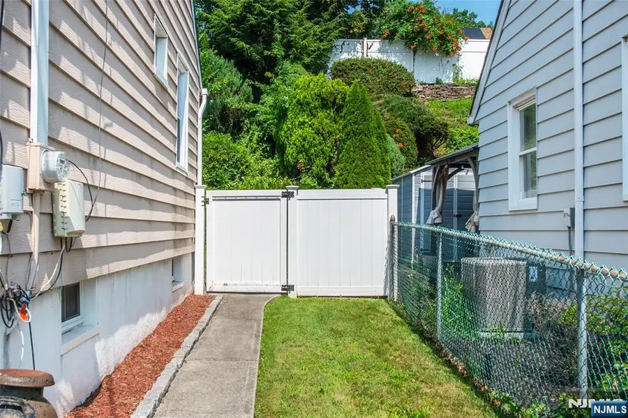 123 6th Street, Wood Ridge, NJ 07075 - #3