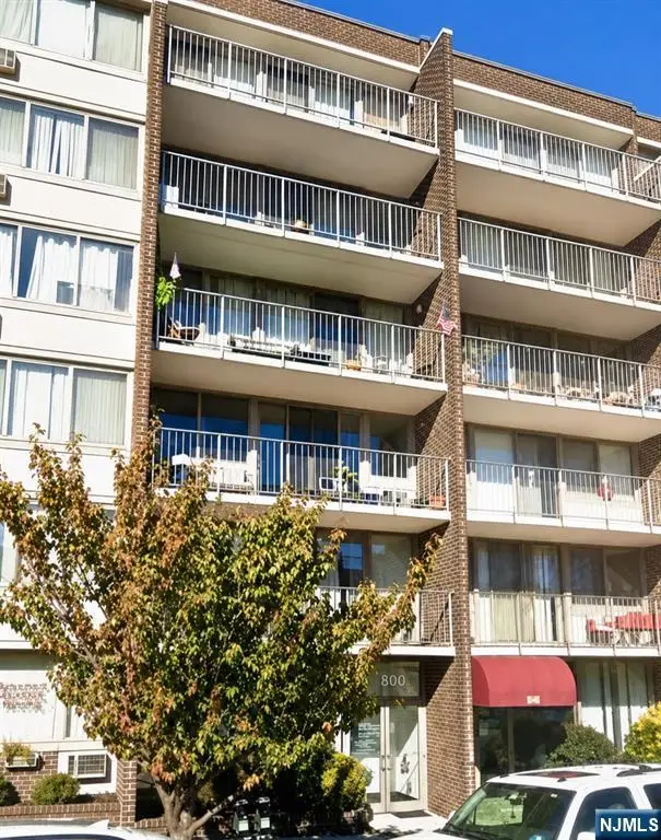 515 Anderson Avenue 6J, Cliffside Park, NJ 07010 - #1
