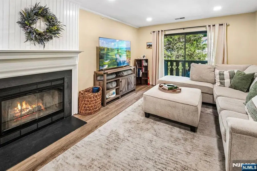 705 Thoreau Court, Mahwah, NJ 07430 - #2