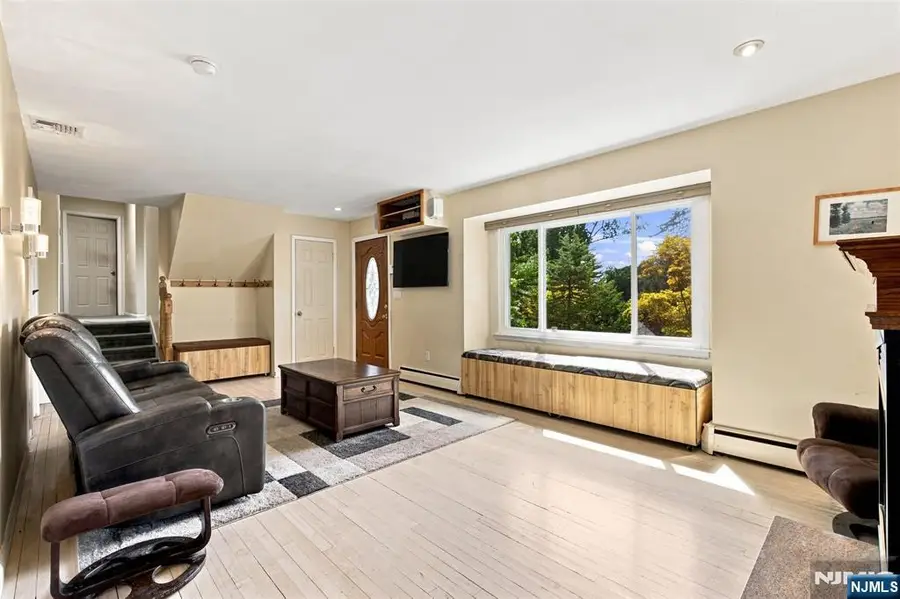 71 Malcolm Road, Mahwah, NJ 07430 - #3