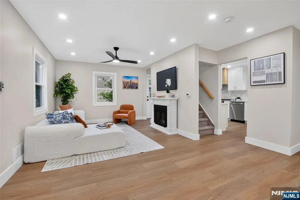 133 Phelps, Bergenfield, NJ 07621 - #1