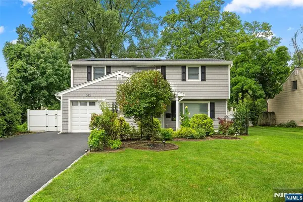 202 Henmarken Drive, Northvale, NJ 07647