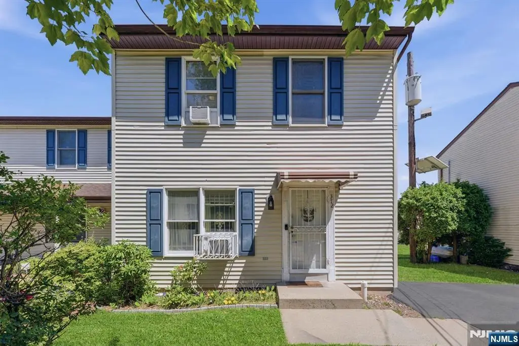 312 Littleton Avenue 804, Newark, NJ 07103 - #1
