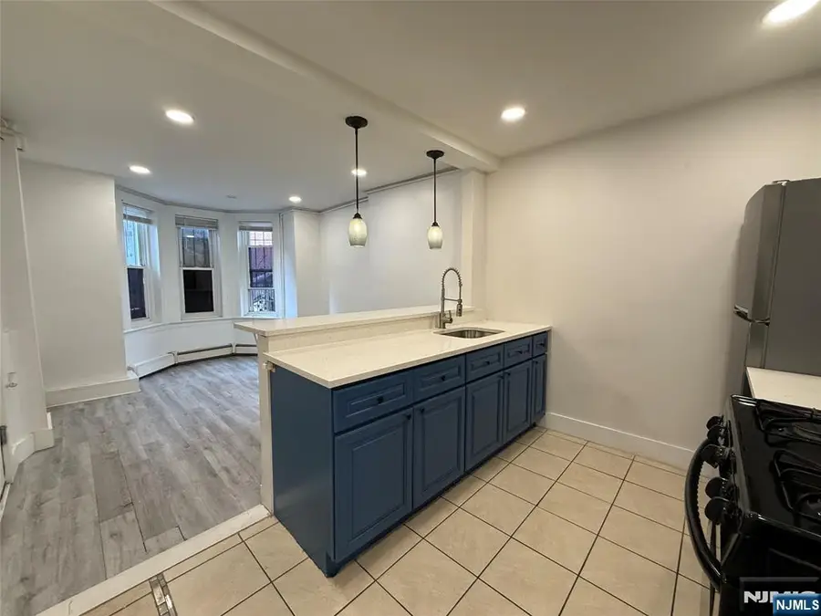 270 1/2 Summit Avenue, Jersey City, NJ 07306 - #2