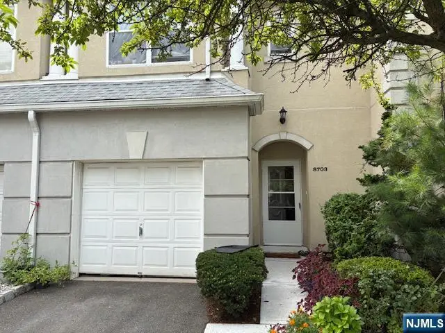 8703 Brittany 8703, Wayne, NJ 07470 - #2