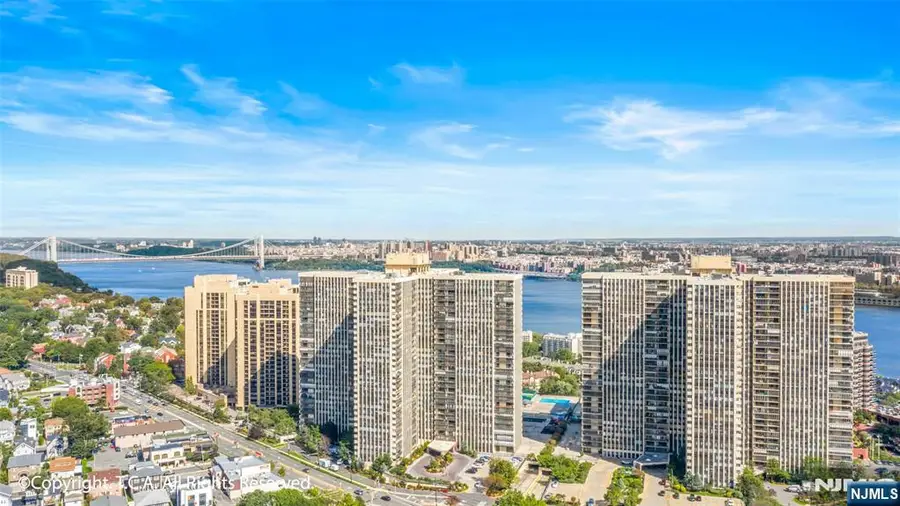 200 Winston Drive 2002, Cliffside Park, NJ 07010 - #2