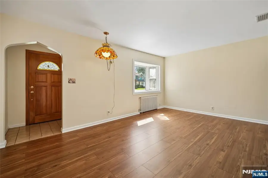 9-14 6th Street, Fair Lawn, NJ 07410 - #3