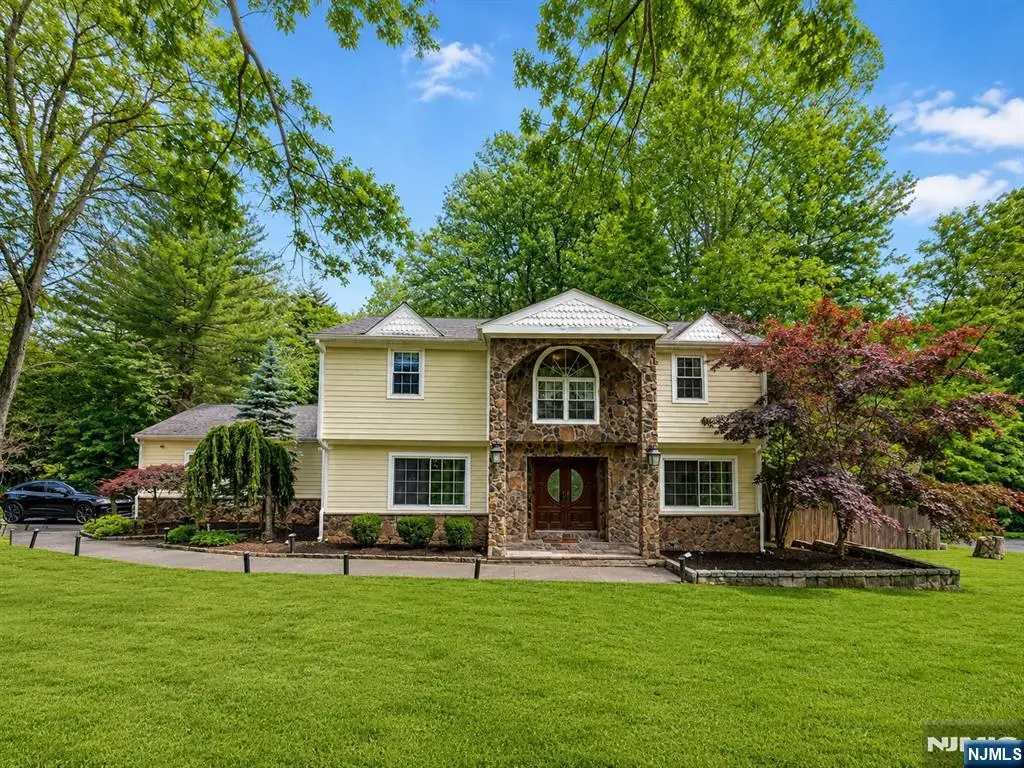76 Millbrook Circle, Norwood, NJ 07648 - #1