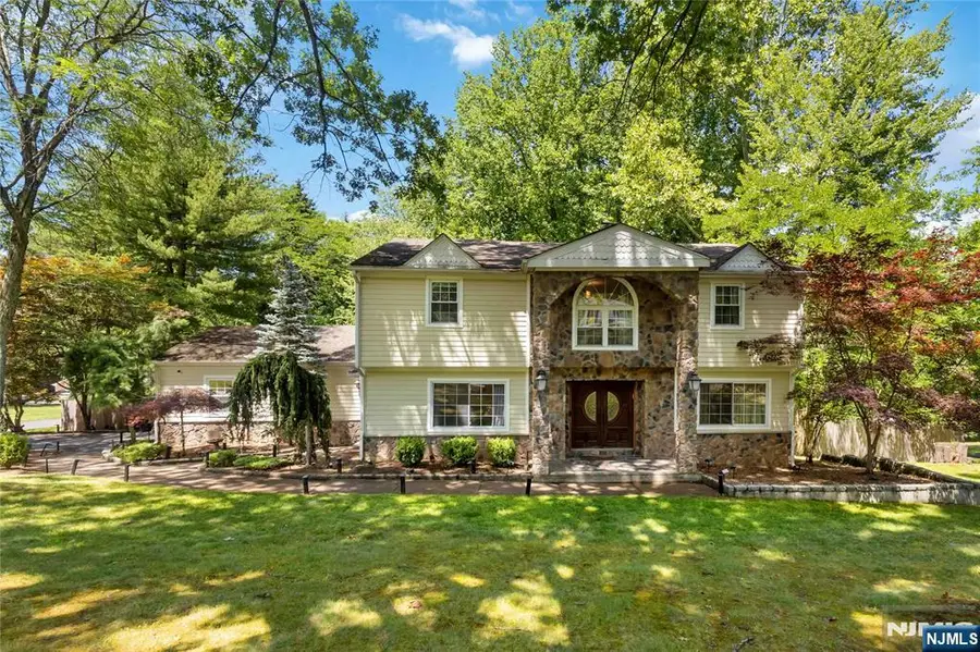 76 Millbrook Circle, Norwood, NJ 07648 - #2