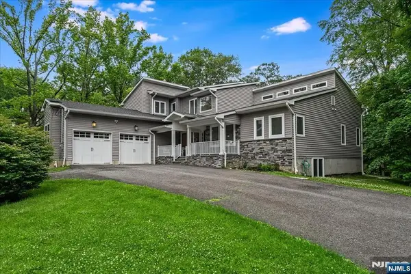 23 Erskine Drive, Morristown Town, NJ 07960