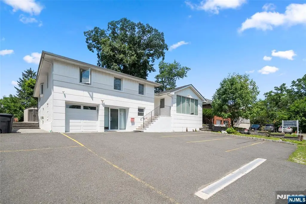 1095 Palisade Avenue, Fort Lee, NJ 07024 - #1