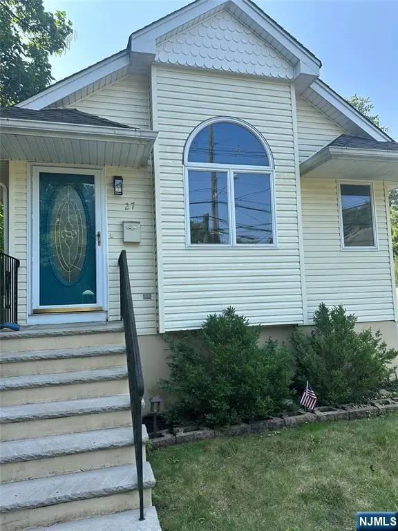 27 Glendale, Hillsdale, NJ 07642 - #2