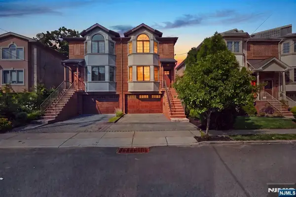 227 Lafayette Avenue B, Cliffside Park, NJ 07010