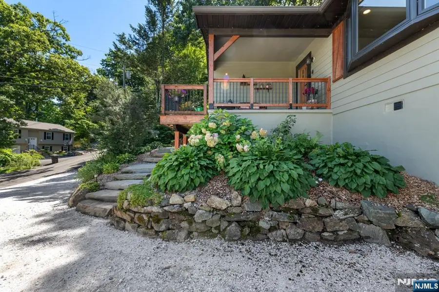 4 Glen Road, Vernon, NJ 07422 - #2