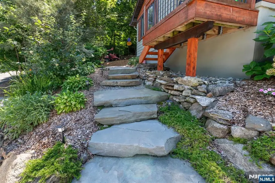 4 Glen Road, Vernon, NJ 07422 - #3