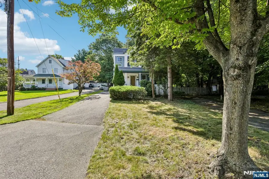14 Jacobus Avenue, Little Falls, NJ 07424 - #2