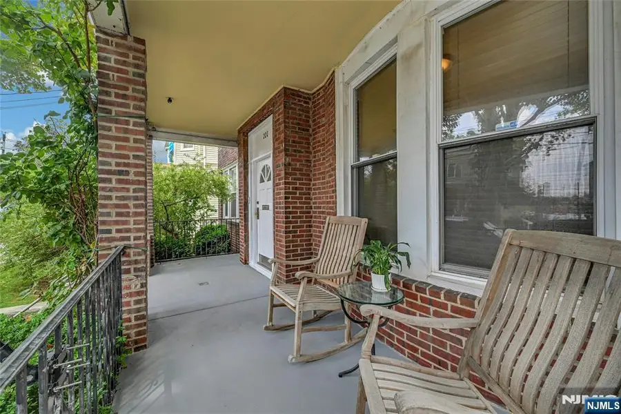 200-202 Oak Street, Weehawken, NJ 07086 - #3