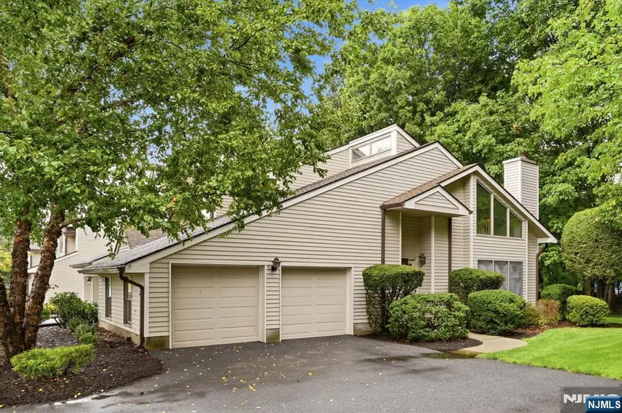 5 Valen Court 1, Franklin Lakes, NJ 07417 - #2