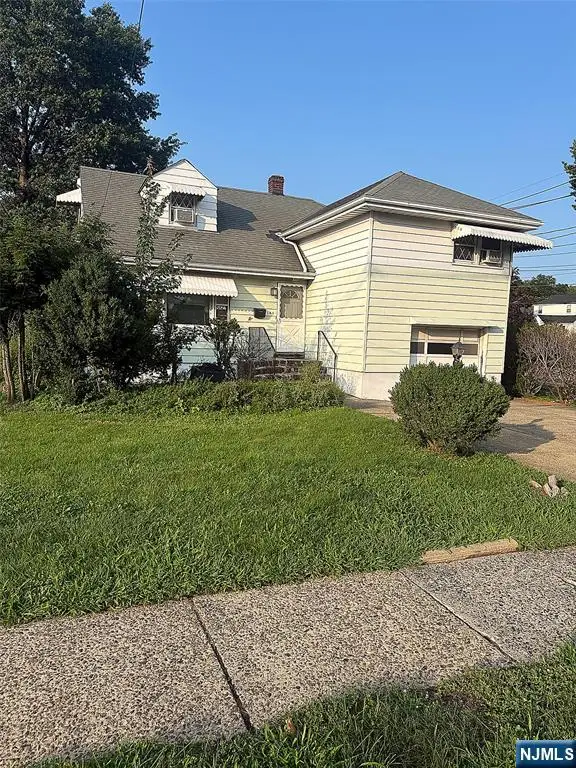 145 Baldwin Avenue, Hasbrouck Heights, NJ 07604