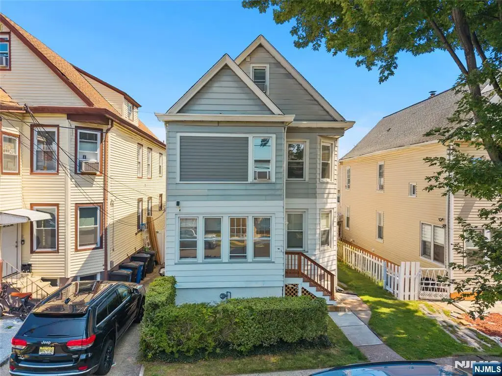 4 Gillies Street, Clifton, NJ 07013 - #1