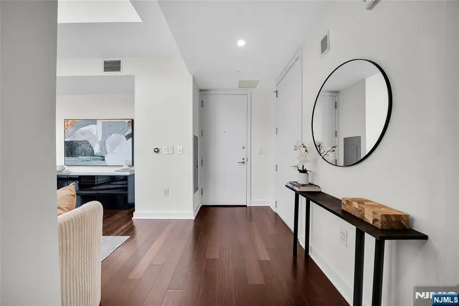 1000 Ave At Port Imperial 102, Weehawken, NJ 07086 - #2