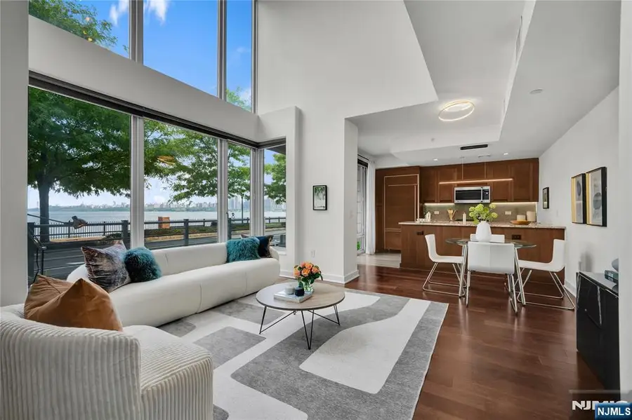 1000 Ave At Port Imperial 102, Weehawken, NJ 07086 - #3