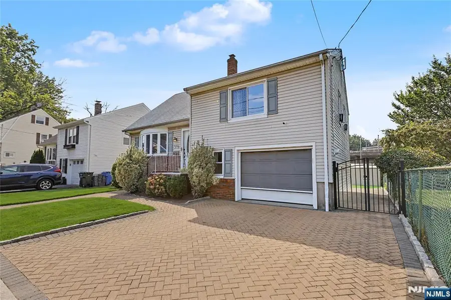 378 Riverside Avenue, Rutherford, NJ 07070 - #3