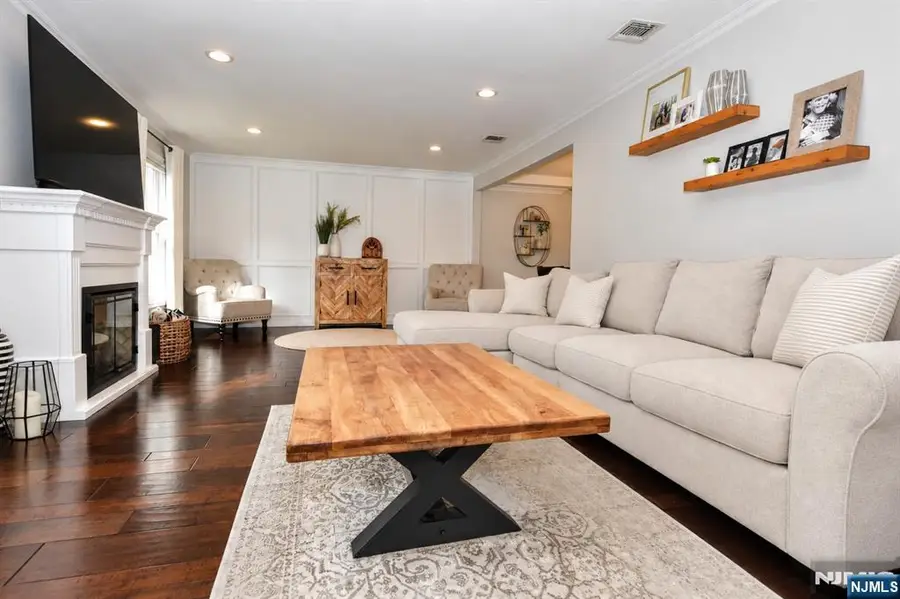 113 Grove Street, Waldwick, NJ 07463 - #2