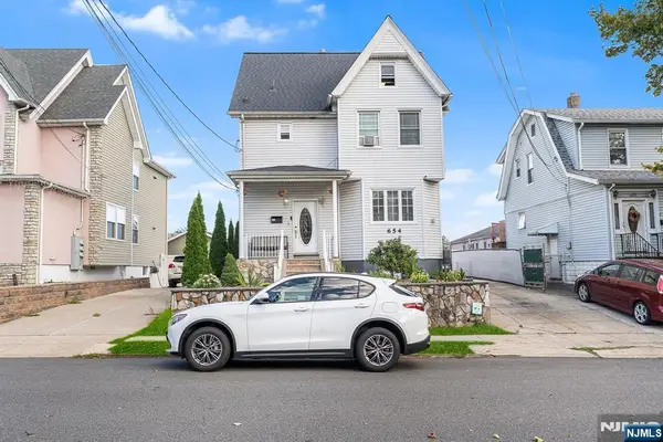 656 Devon Street, Kearny, NJ 07032