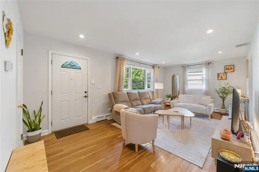 343 Delawanna Avenue, Clifton, NJ 07014 - #3