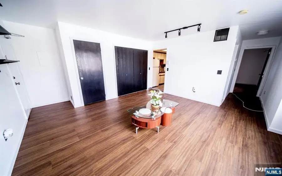 89 Kansas Street 3D, Hackensack, NJ 07601 - #2