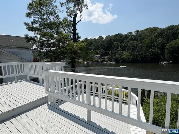 38 River Styx, Hopatcong, NJ 07843