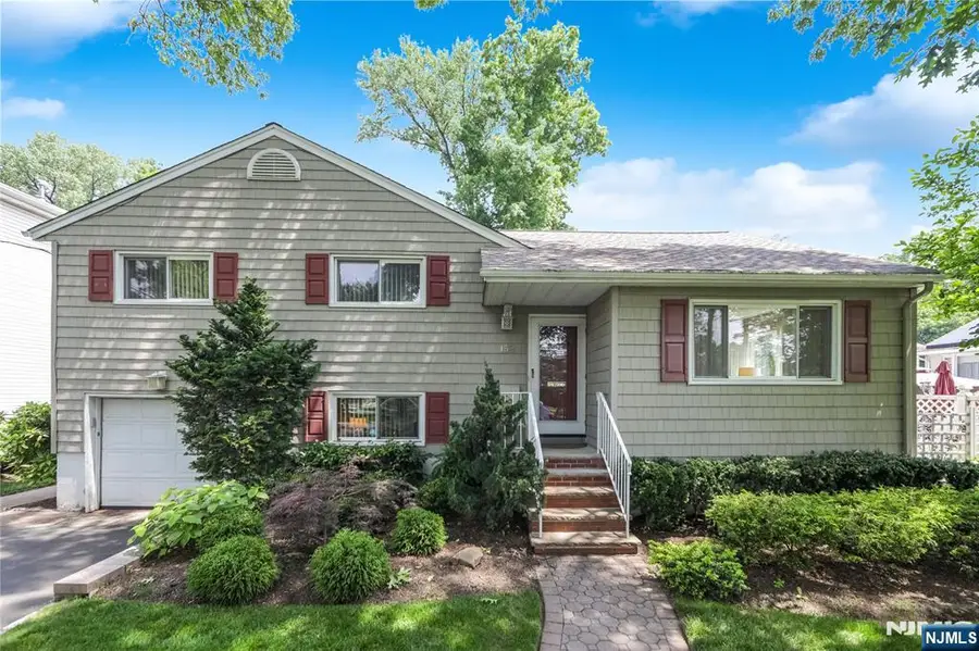 152 Coles Avenue, Hackensack, NJ 07601 - #2
