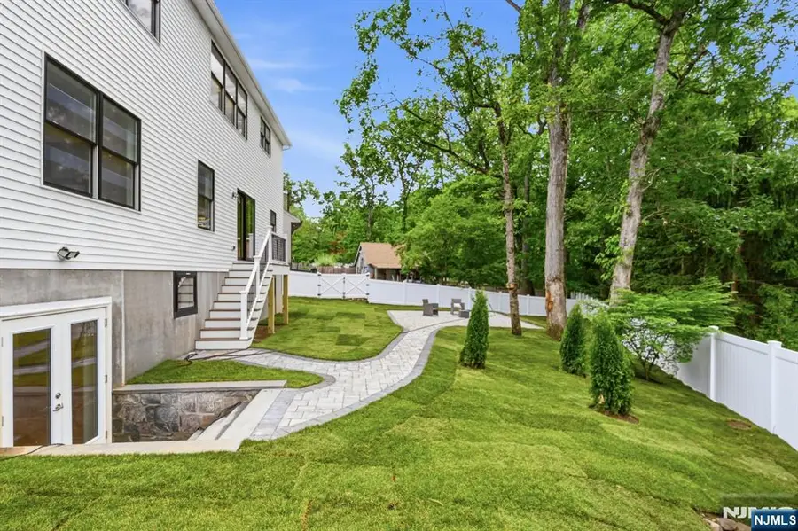 35 Sycamore Avenue, Livingston, NJ 07039 - #2