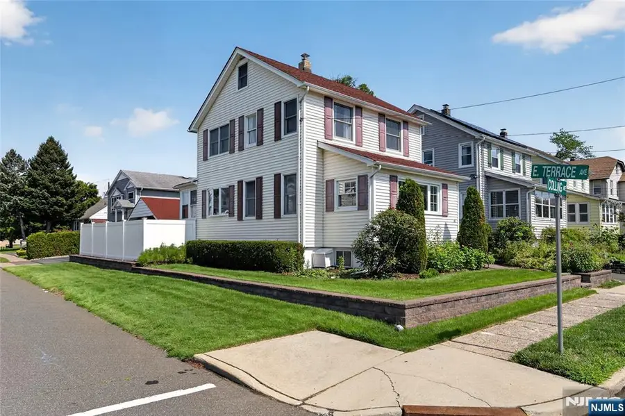 47 Colling Avenue, Rochelle Park, NJ 07662 - #2