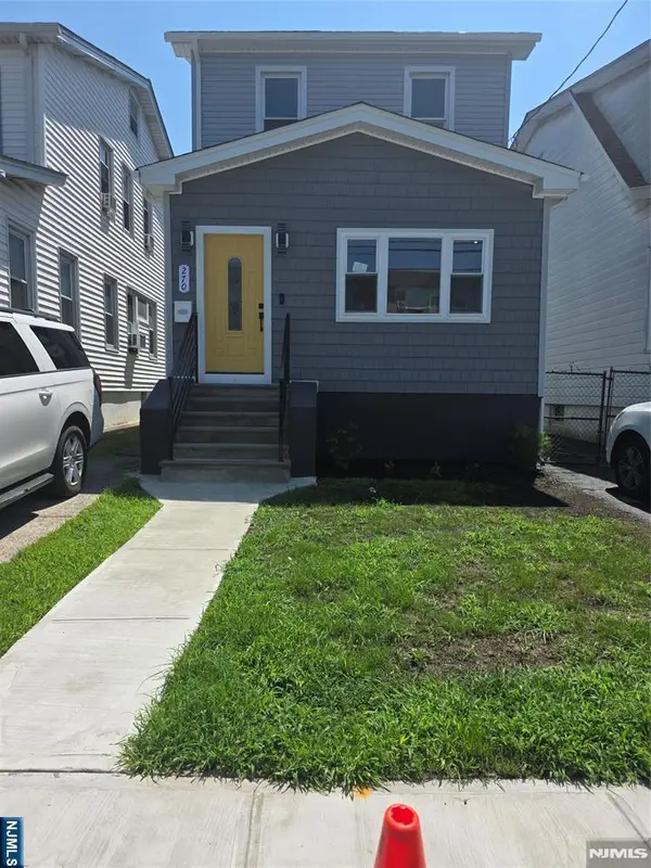 270 40th Street, Irvington, NJ 07111