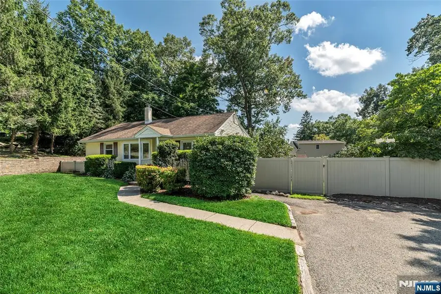 13 Maple Road, Ringwood, NJ 07456 - #2