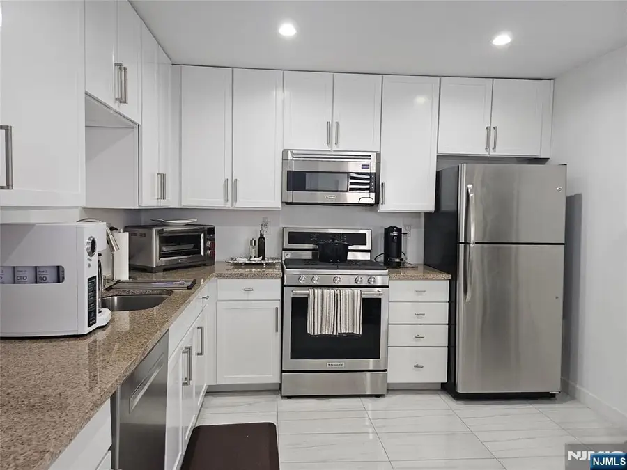 3 Regency Circle, Englewood, NJ 07631 - #3