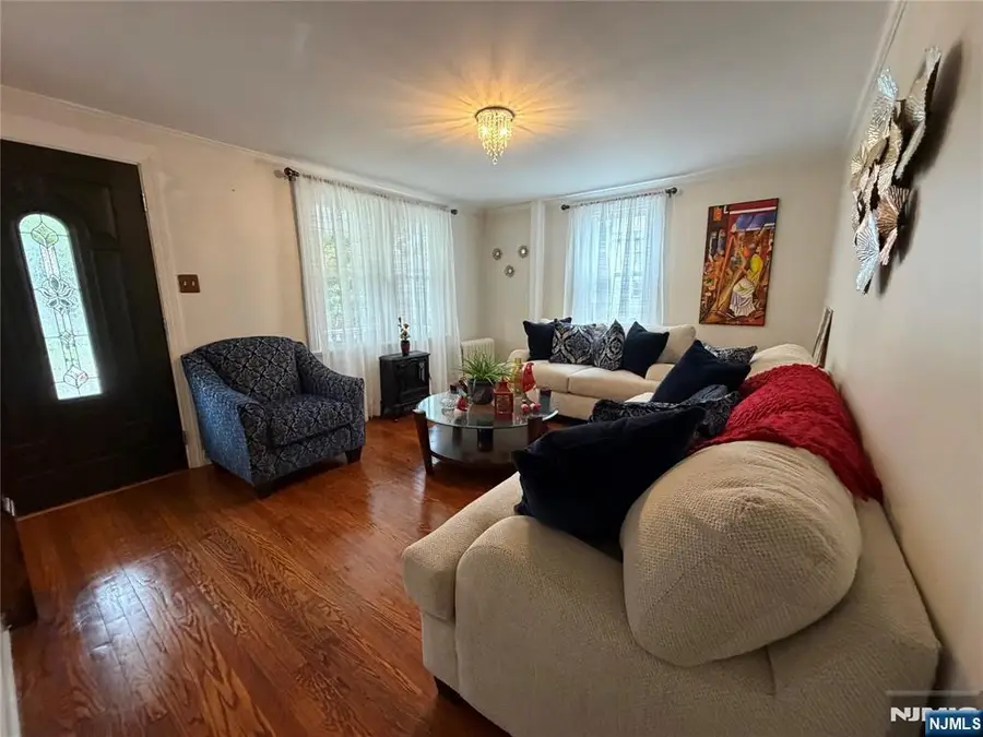 413 S Pine, Roselle, NJ 07203 - #3
