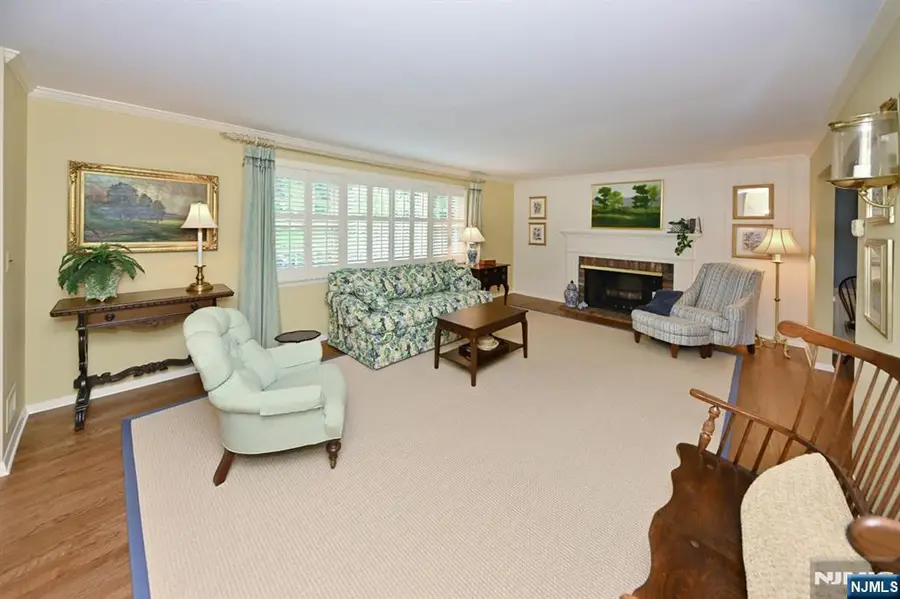 250 Meadowbrook Road, Wyckoff, NJ 07481 - #3