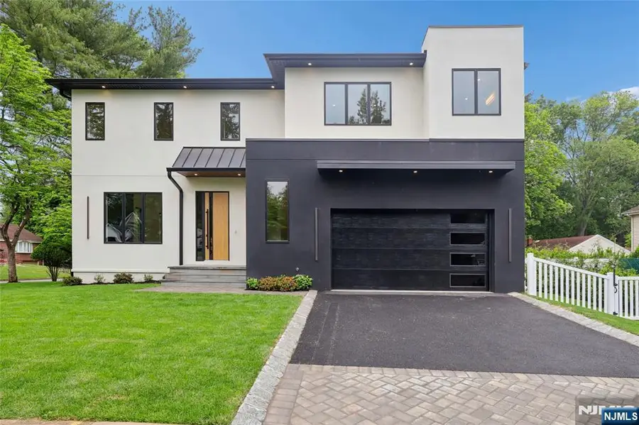 1 Bancroft Place, Cresskill, NJ 07626 - #2