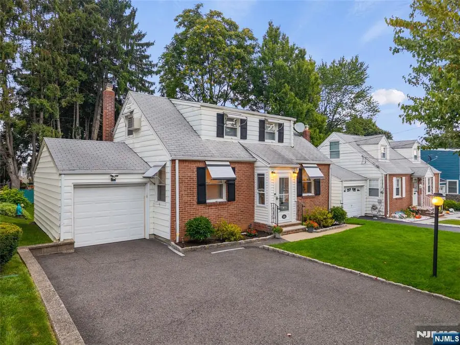 102 Sherwood Street, Clifton, NJ 07013 - #2