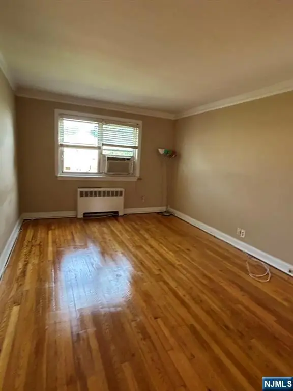 1481 Terrace 5, Teaneck, NJ 07666